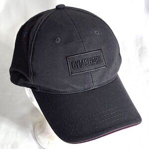 Gymshark dark gray & burgundy cap